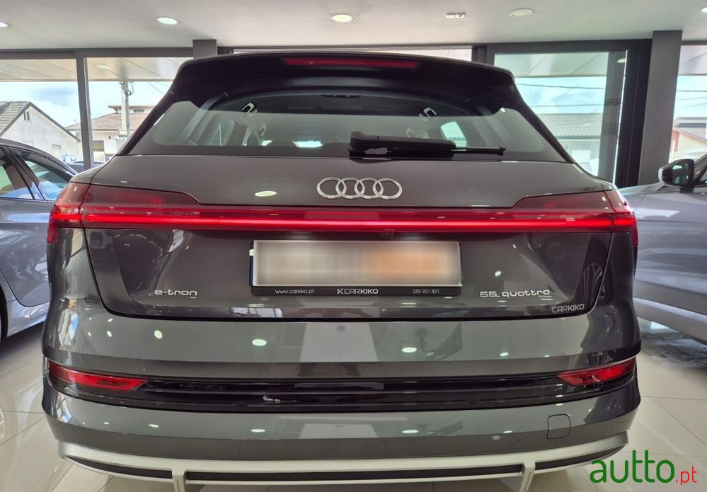 2022' Audi e-tron 55 Quattro S Line photo #6
