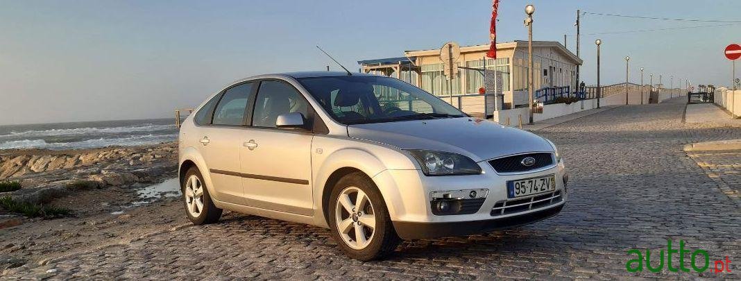 2005' Ford Focus photo #2