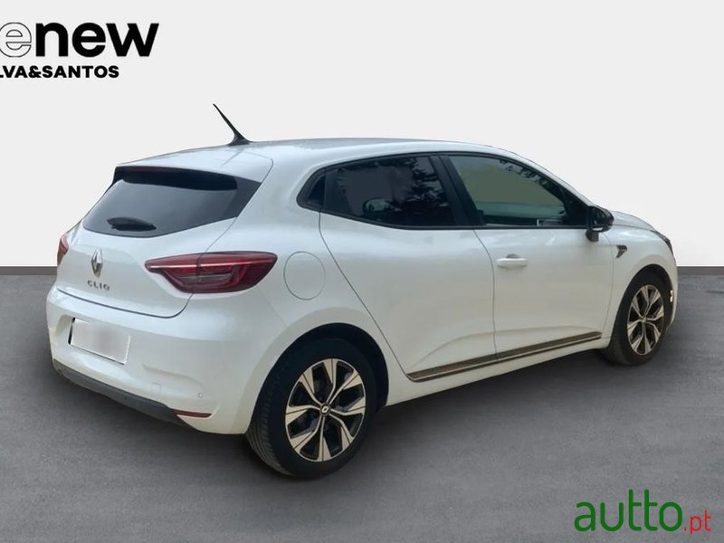 2022' Renault Clio photo #6
