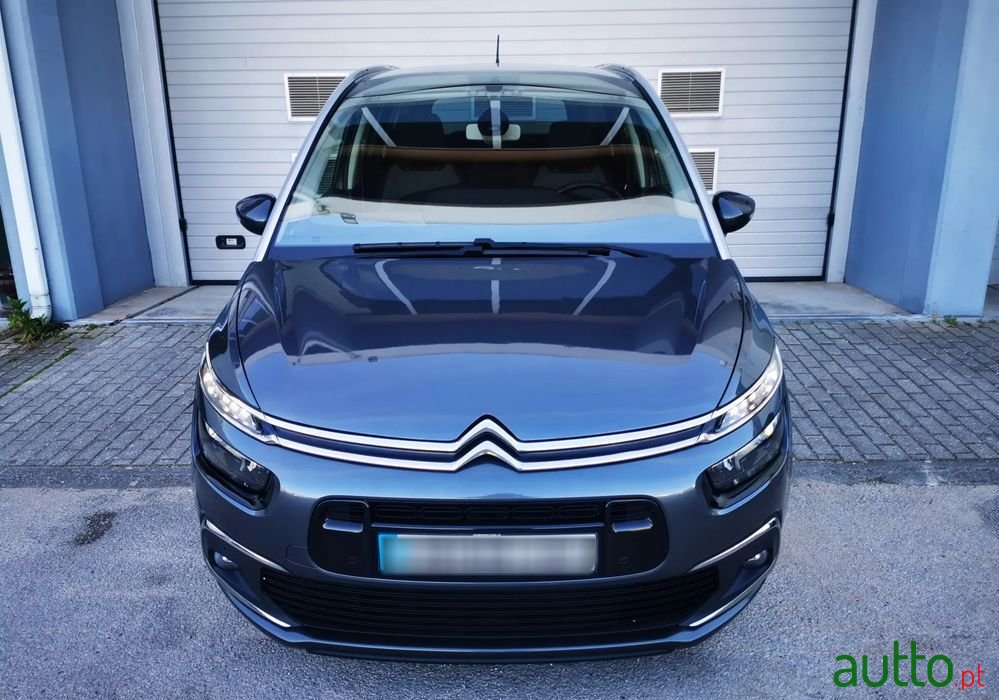 2018' Citroen C4 Grand Picasso photo #2