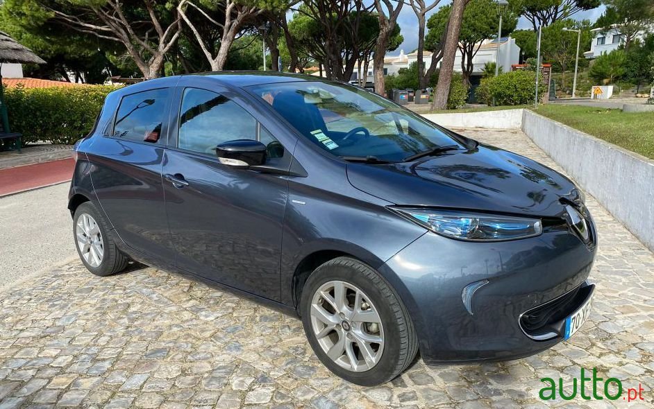 2019' Renault Zoe photo #1