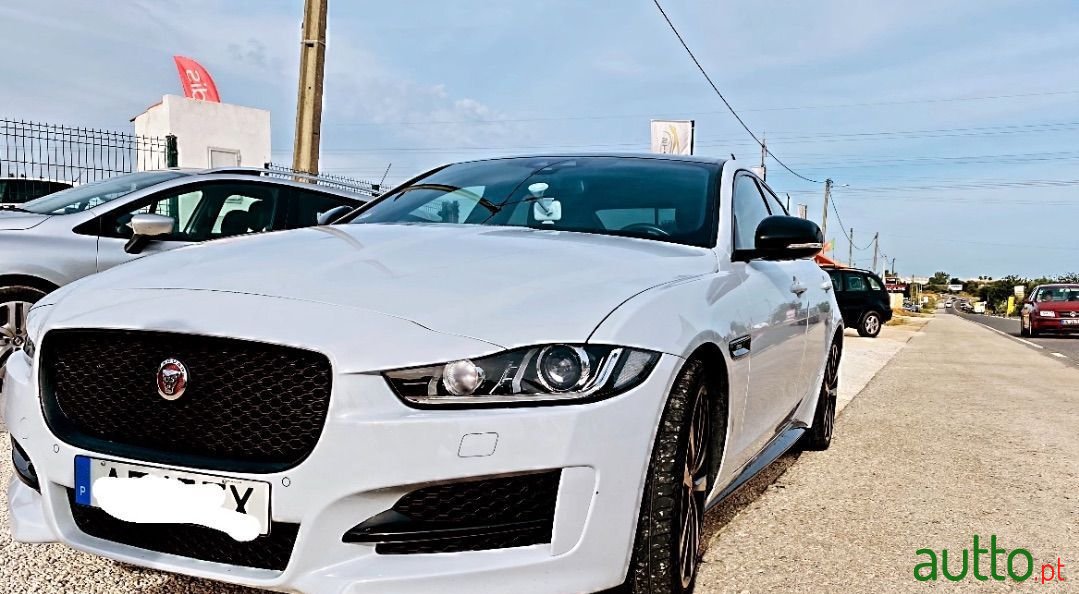 2016' Jaguar Xe Sport photo #1