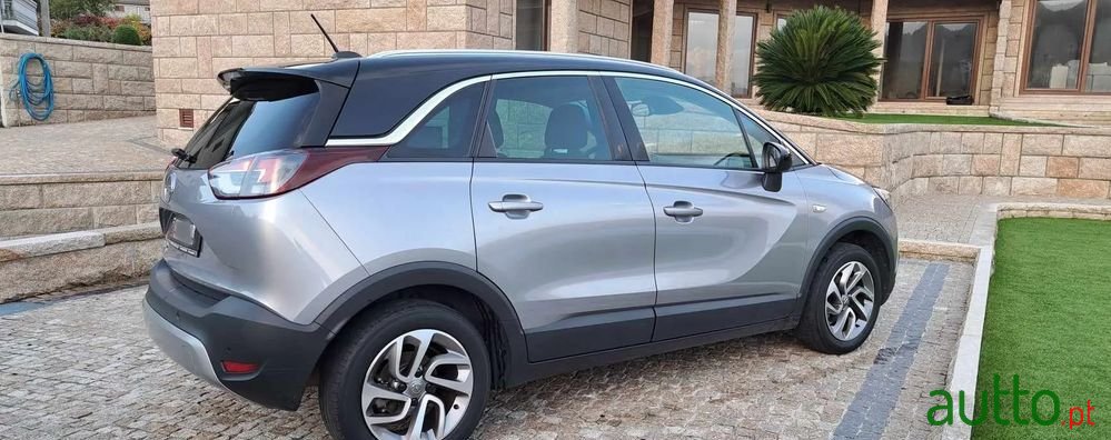 2020' Opel Crossland X photo #6