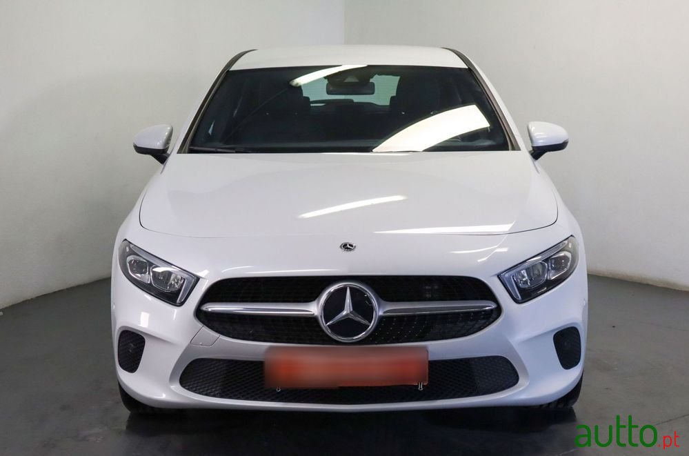 2022' Mercedes-Benz Classe A E Style Plus photo #2