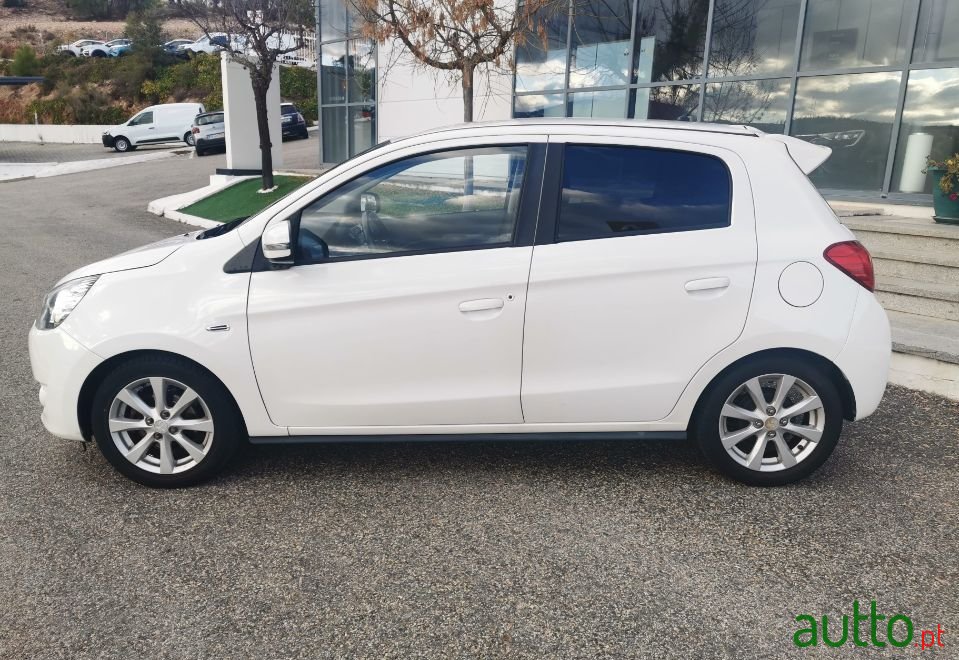 2015' Mitsubishi Space Star photo #4