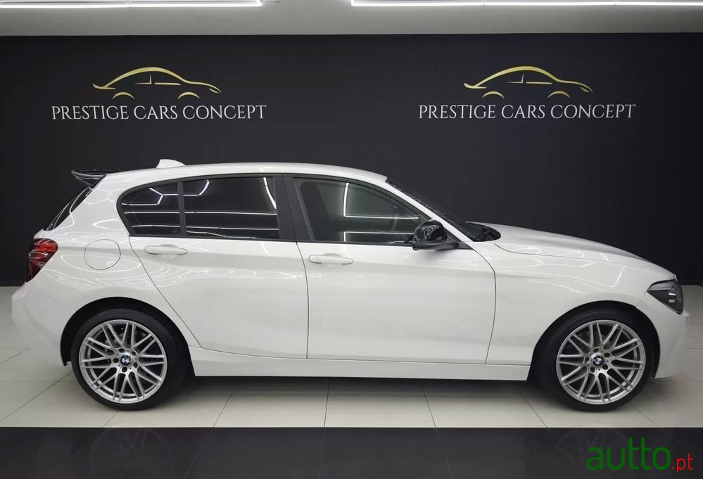 2014' BMW Série 1 D Line Urban photo #2