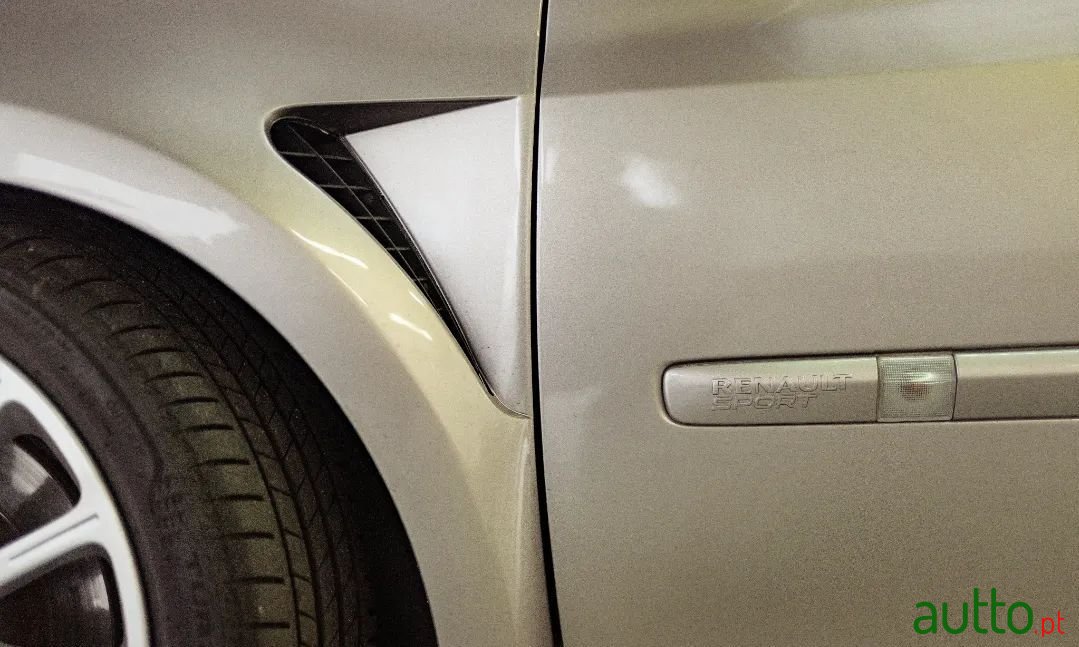 2006' Renault Clio photo #6