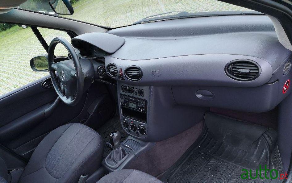 2004' Mercedes-Benz A-170 Classic photo #3