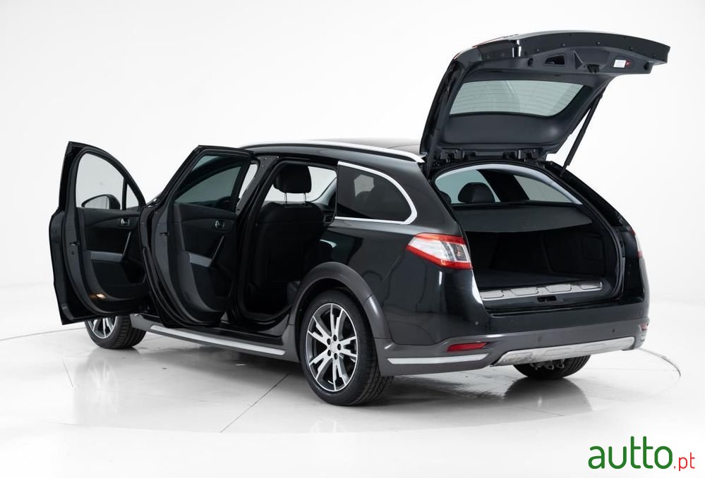 2013' Peugeot 508 RXH photo #5