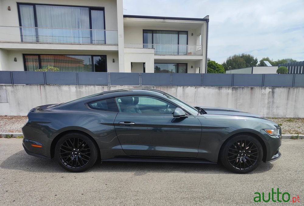 2016' Ford Mustang 2.3I Ecoboost photo #4