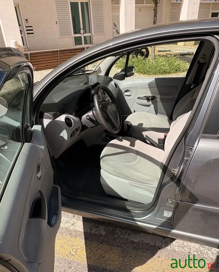 2009' Citroen C3 photo #6