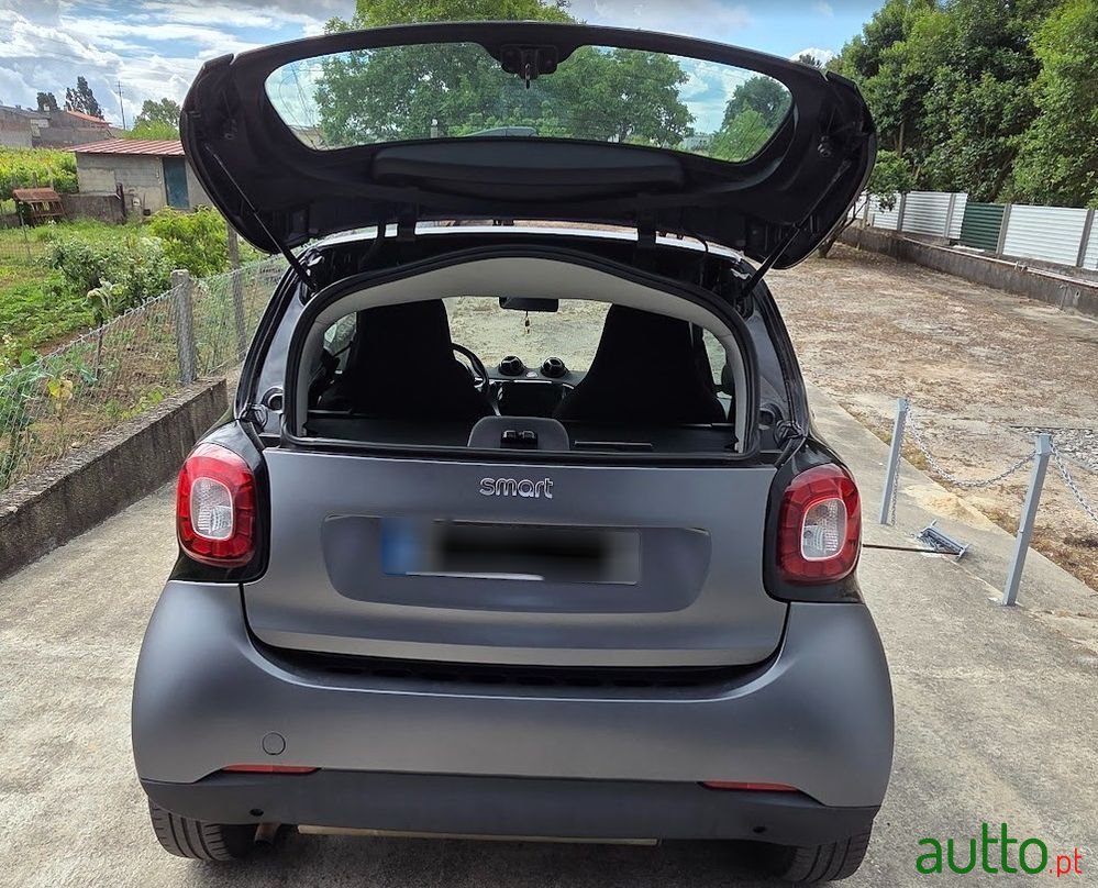 2016' Smart Fortwo Passion photo #6