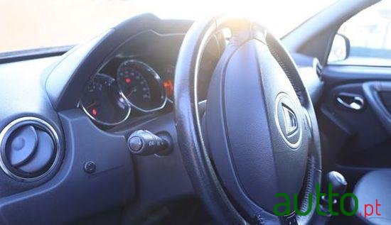 2015' Dacia Duster photo #2