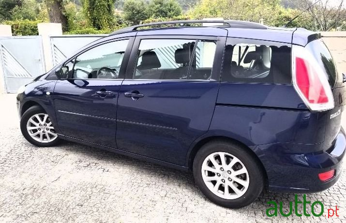2009' Mazda 5 photo #3