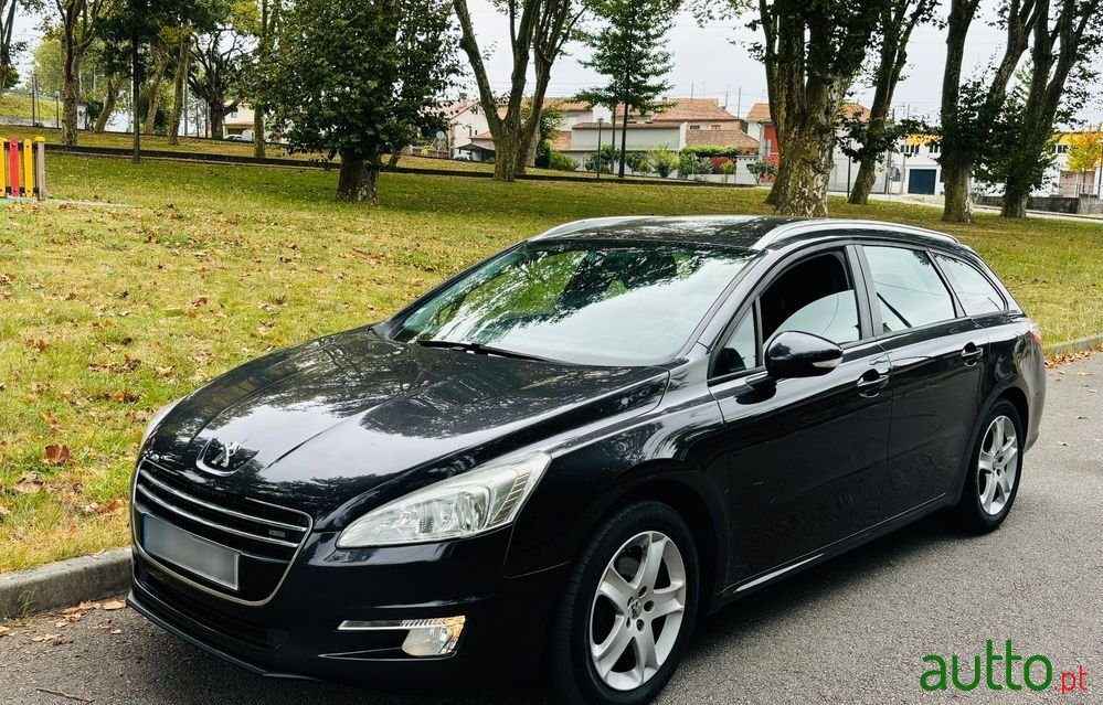 2012' Peugeot 508 Sw photo #2