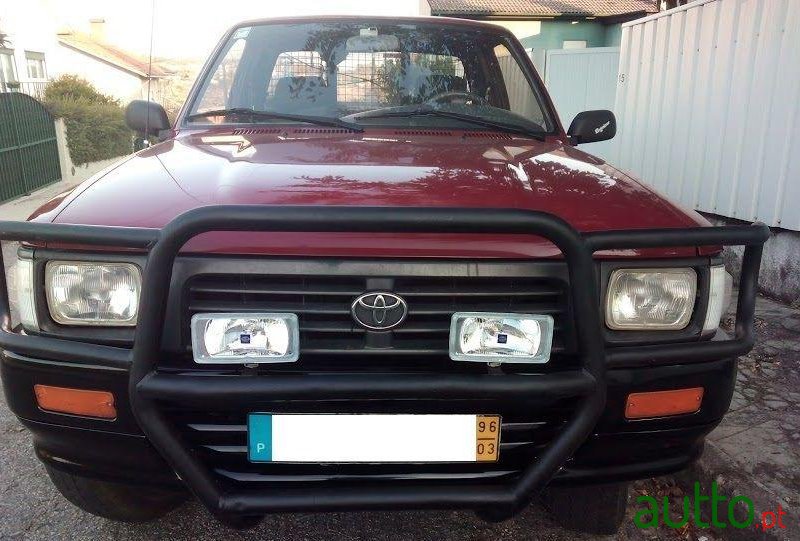 1996' Toyota Hilux photo #1
