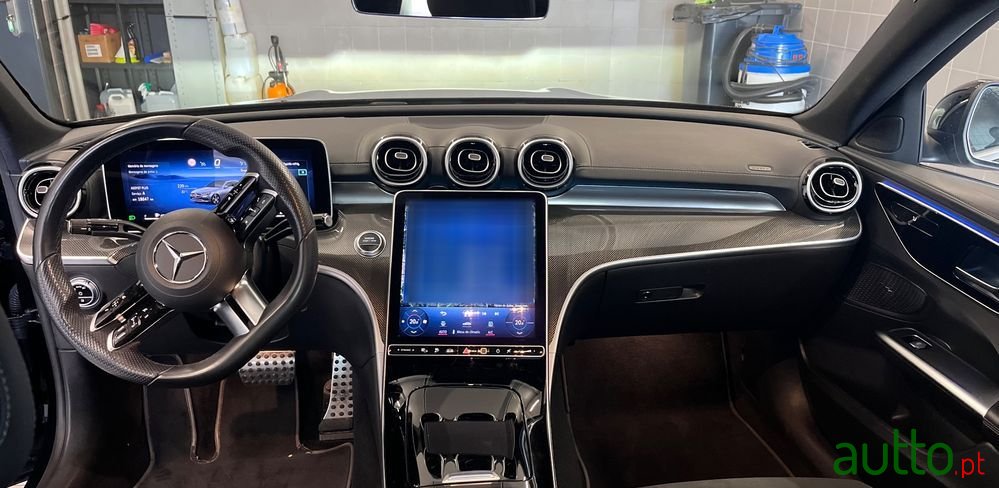 2022' Mercedes-Benz Classe C photo #5