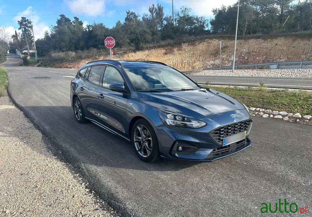 2019' Ford Focus photo #1