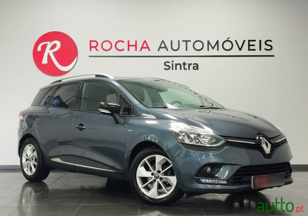 2018' Renault Clio Sport Tourer photo #3