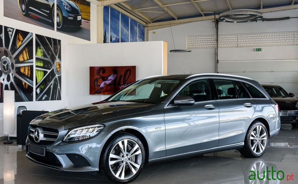 2020' Mercedes-Benz C 300 photo #1