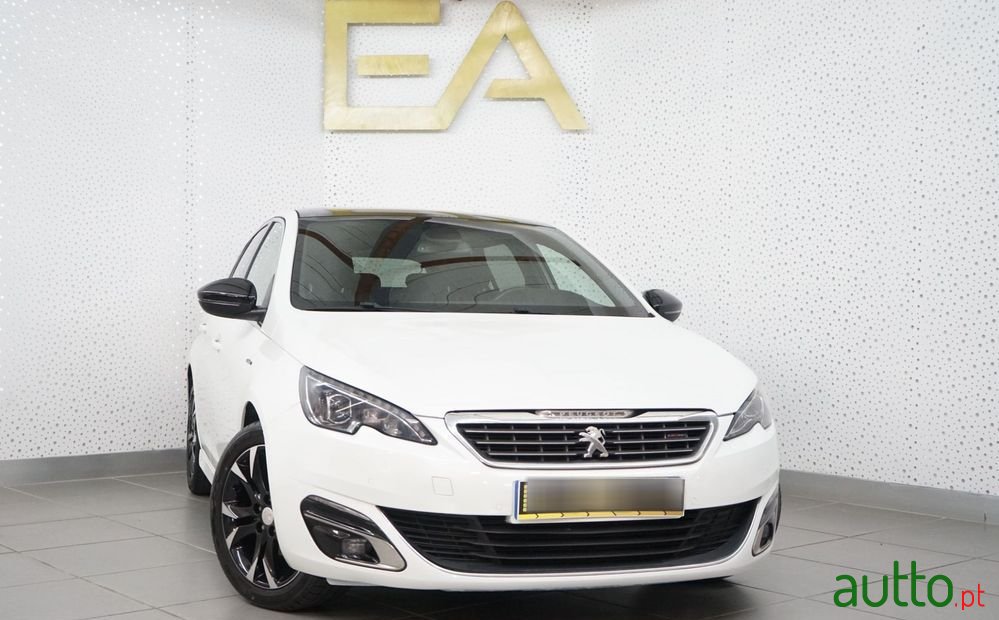 2016' Peugeot 308 photo #1