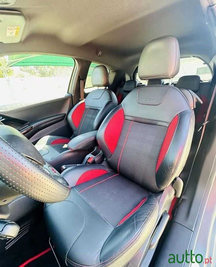 2019' Peugeot 208 photo #5