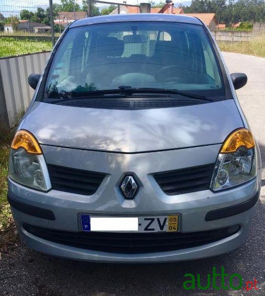 2005' Renault Modus photo #1