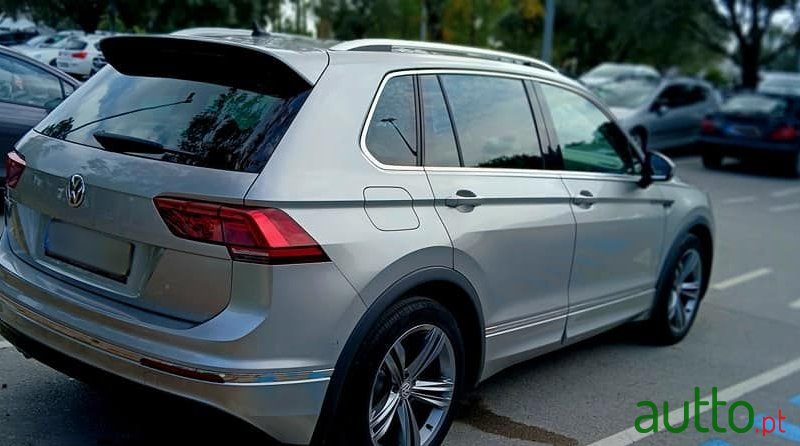 2018' Volkswagen Tiguan 2.0 Tdi R-Line Dsg for sale. Ourém, Portugal