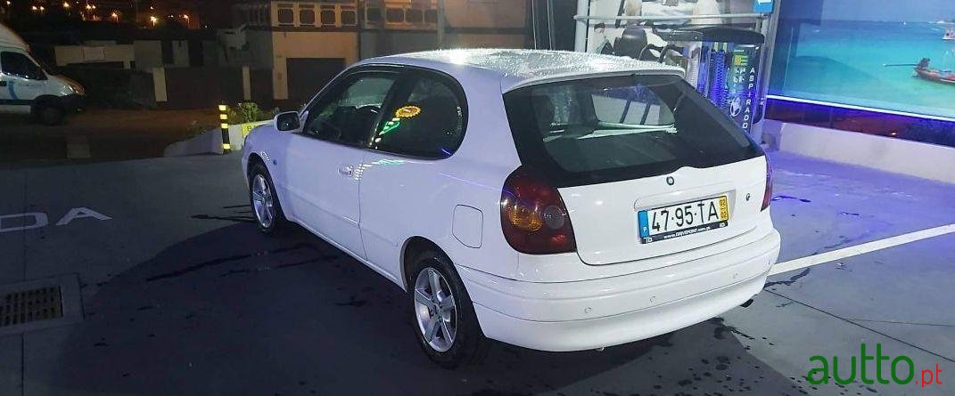 2002' Toyota Corolla photo #1