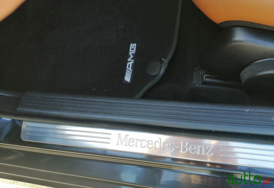 2009' Mercedes-Benz C-220 photo #3