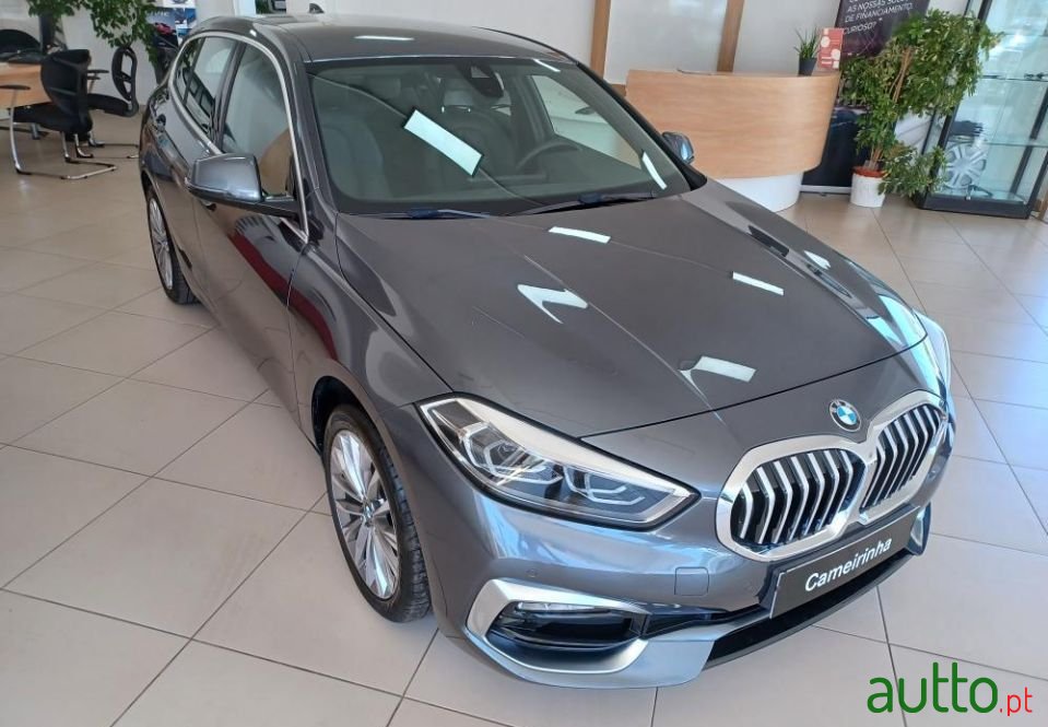 2021' BMW 118 photo #4