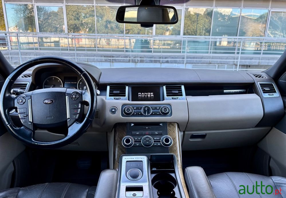 2012' Land Rover Range Rover Sport 3.0 Sdv6 Hse photo #5