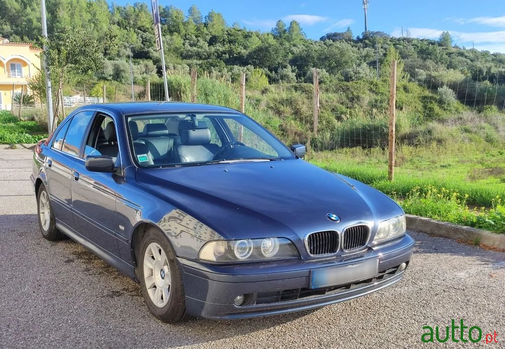 2001' BMW 520 photo #2