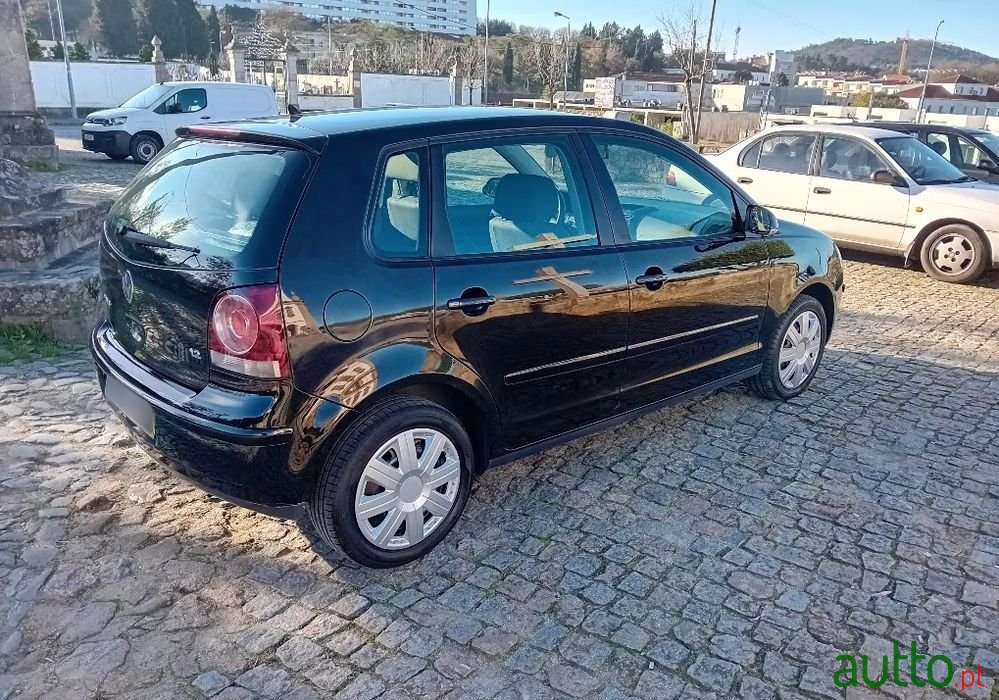 2005' Volkswagen Polo 1.2 Confortline photo #5