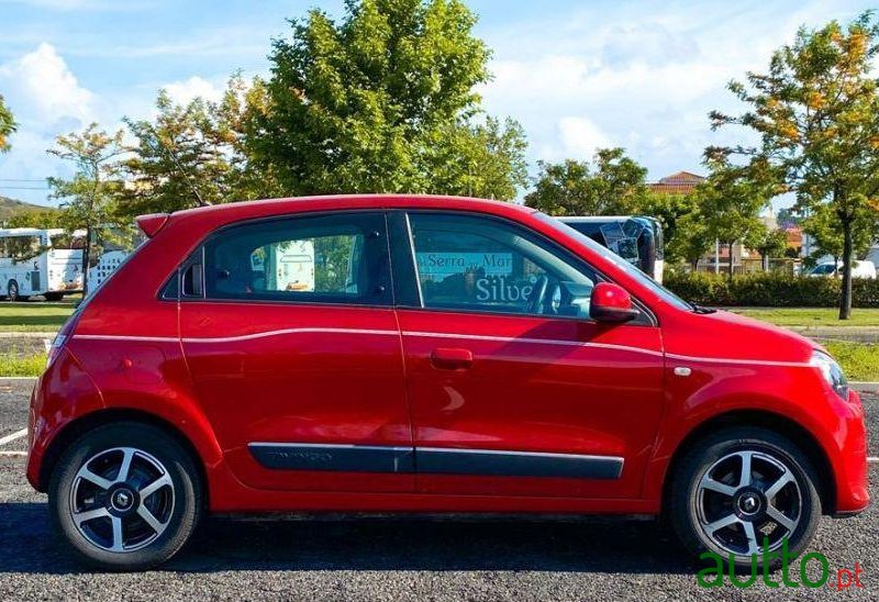 2015' Renault Twingo photo #1