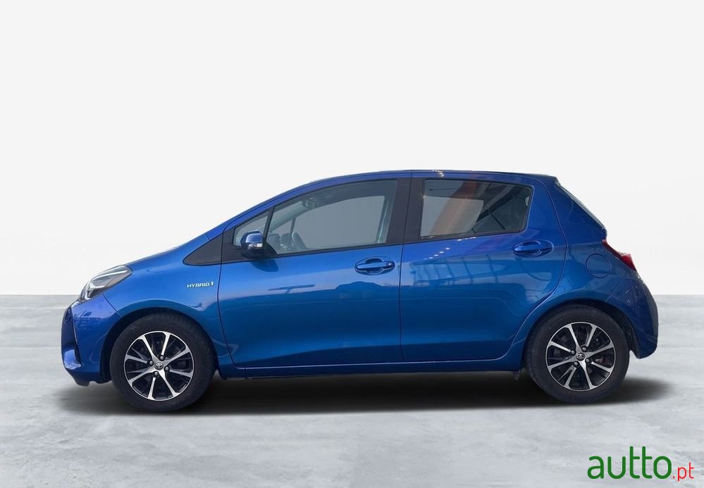 2019' Toyota Yaris 1.5 Hsd Comfort photo #4