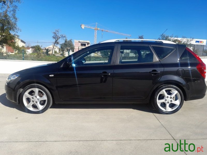 2009' Kia Ceed Sw photo #3