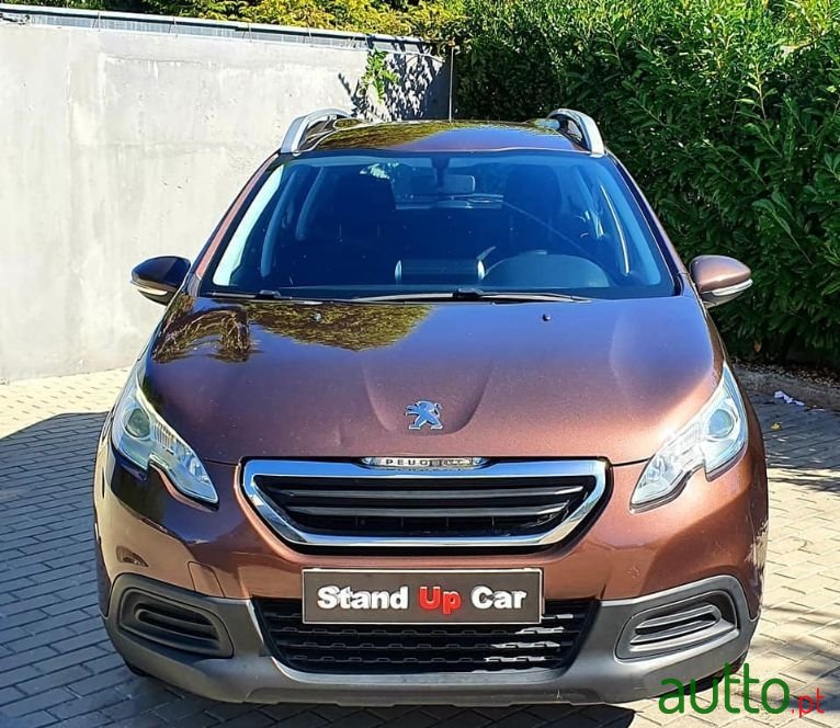 2015' Peugeot 2008 photo #2