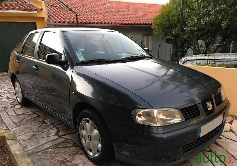 2000' SEAT Cordoba photo #1