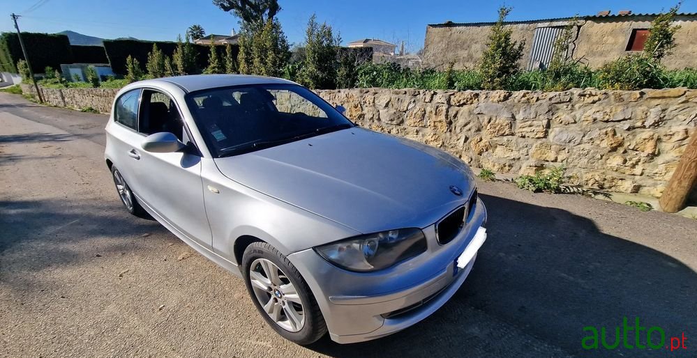 2008' BMW 118 D photo #5