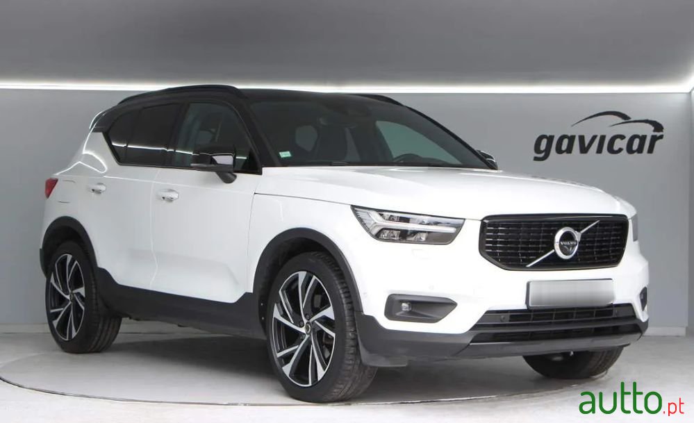 2018' Volvo Xc 40 photo #1