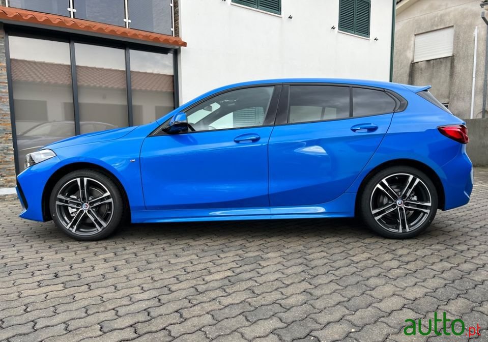 2022' BMW 116 photo #1