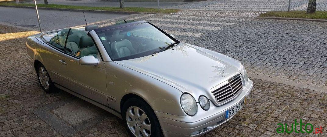 1999' Mercedes-Benz Clk-200 Cabrio photo #1