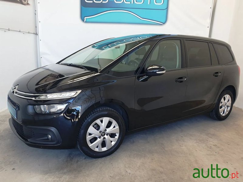 2021' Citroen C4 SpaceTourer photo #2