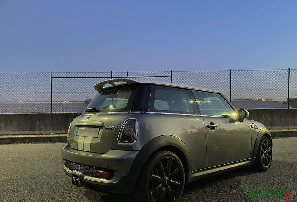 2008' MINI Cooper S Coupe photo #5