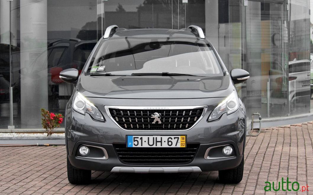 2018' Peugeot 2008 photo #2