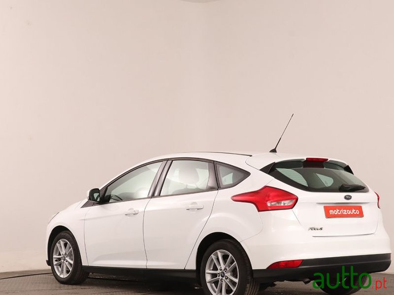 2015' Ford Focus photo #5