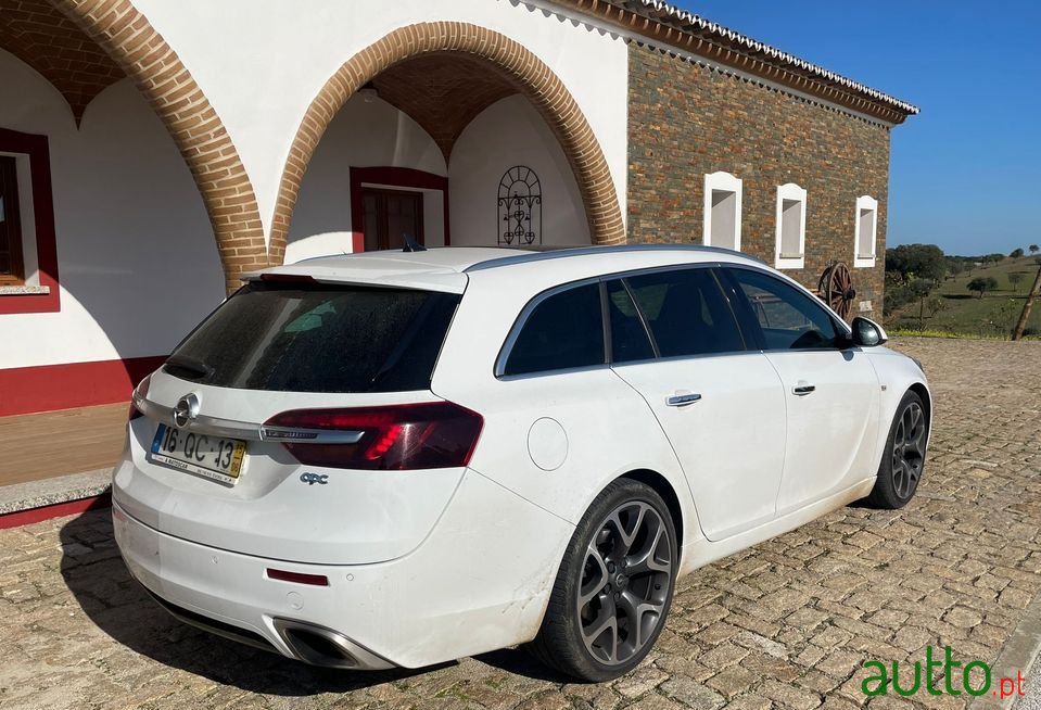 2015' Opel Insignia Sports Tourer photo #2