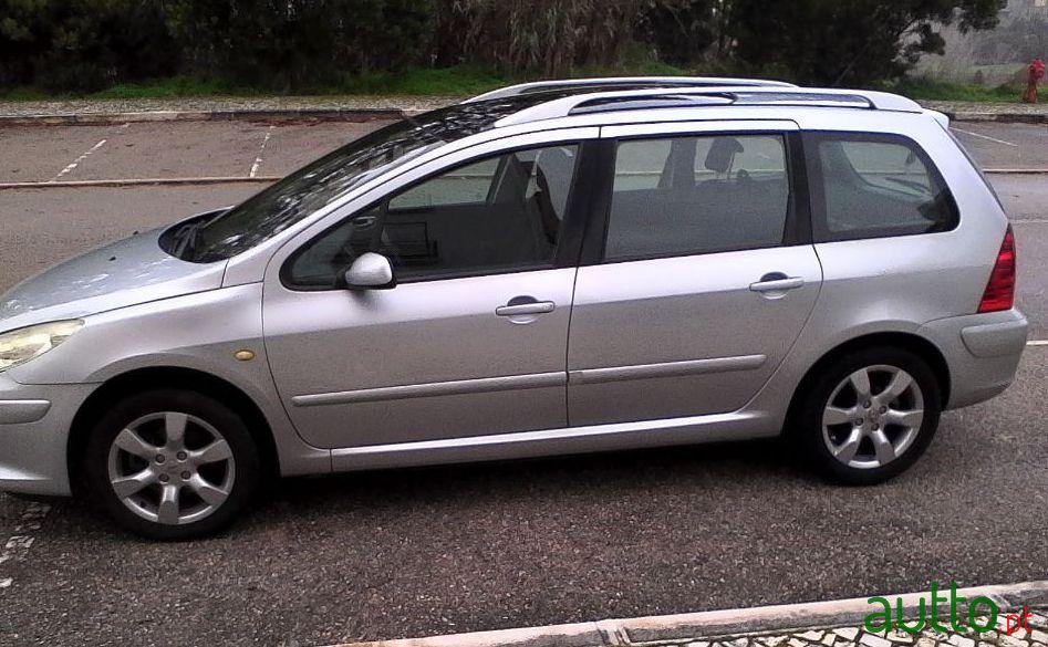 2008' Peugeot 307 Sw photo #3