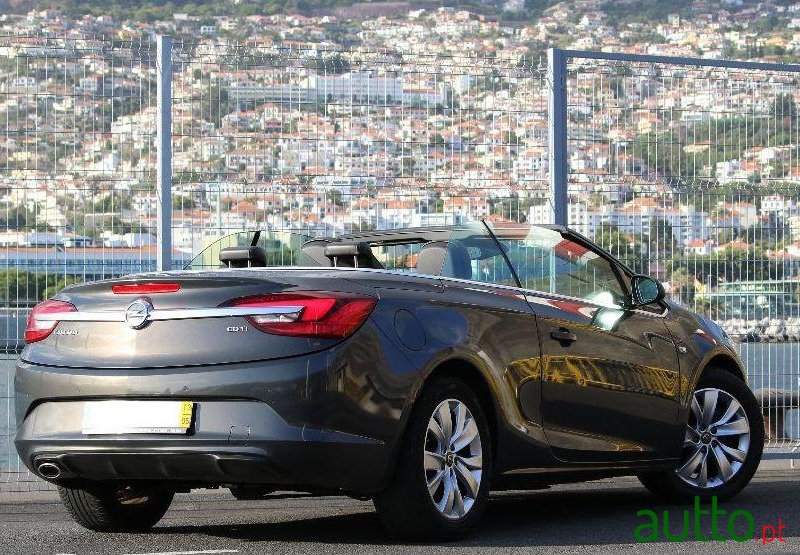 2013' Opel Cascada photo #2